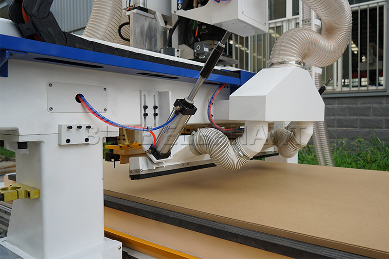 带排钻包开料机