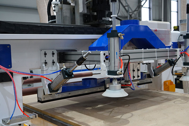 子母锯加工中心